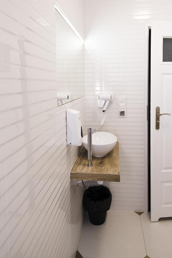 White Home Room Білосток Екстер'єр фото